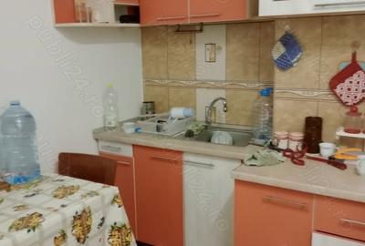 Casă cu 3 camere cu Teren 500 Mp în Central - 1