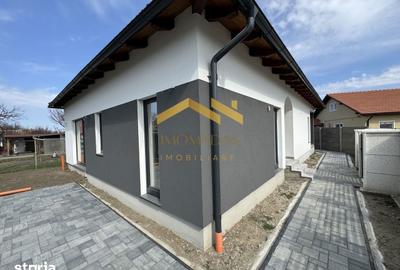Casă cu 3 camere cu Teren 400 Mp în Sânmihaiu Român - 8
