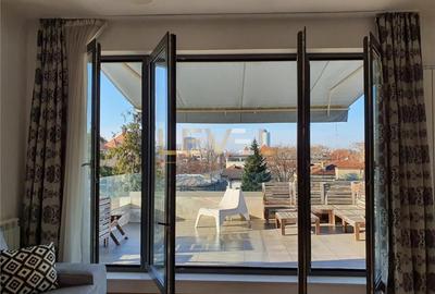 Apartament cu 2 camere decomandat, mobilat în Central