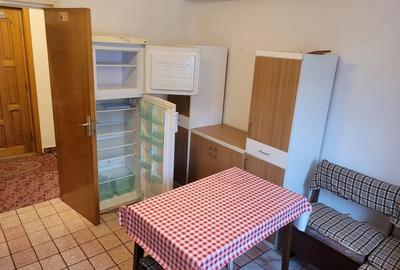 Apartament 2 camere decomandat - Utiliat complet - 1