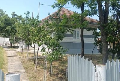 Casă cu 4 camere în Stănilești - 5