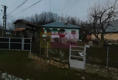 Casă cu 3 camere în Central - 17