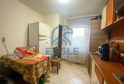 4 Camere cu 2 bai si balcon etaj intermediar izolat exterior in Inel 2 - 5