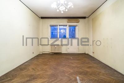 1 Mai nr. 29, 3 camere, 4/10, bloc stradal, c-tie 1980, bucatarie mare, 2 bai - 3