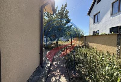 Casă cu Teren 665 Mp în Malu Mare - 2