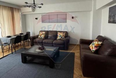 Apartament 3 camere de vanzare - Bulevardul Decebal Apartament 3 camere de vanzare - Bulevardul Decebal - 12