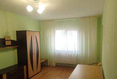 Central 3 camere decomandat 480 euro - 1