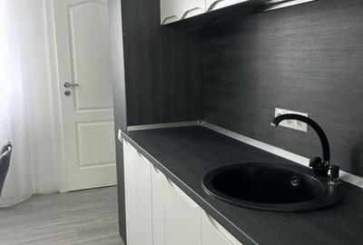 Apartament cu 4 camere în Central - 12