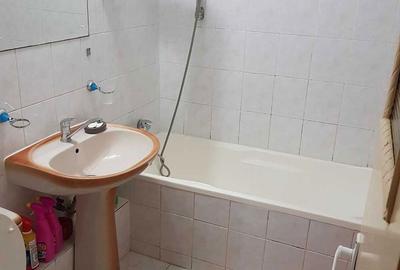 Apartament cu 3 camere decomandat în Rahova - 8