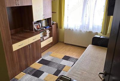 Apartament cu doua camere plus living generos , zona Bradet - 2