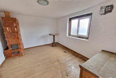 Casa situata in Oras Tismana - Valcele - 9