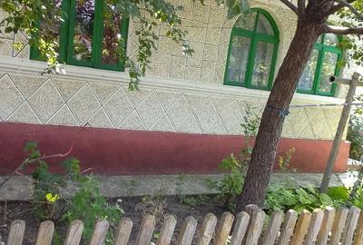 Casă cu 4 camere în Central - 3