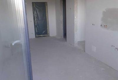 Apartament cu 2 camere decomandat în Hotvon - 4
