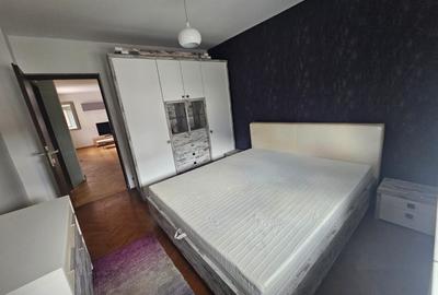 Apartament cu 3 camere decomandat în Central - 11