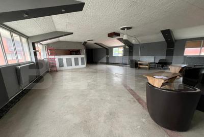 Spațiu comercial, de 220 mp, în Central - 2