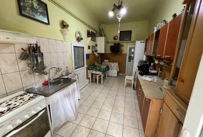 Casă cu 2 camere cu Canalizare în Central - 6