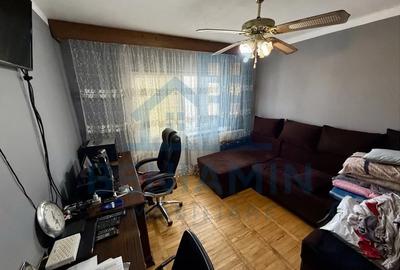 Apartament cu 4 camere decomandat, mobilat în Craiovița Nouă - 12