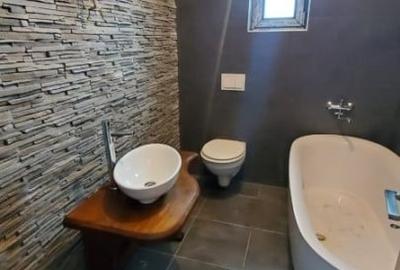 Casă individuală cu 3 camere cu Canalizare în Miroslava - 2