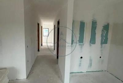 Casă cu Teren 300 Mp în Șintereag - 14