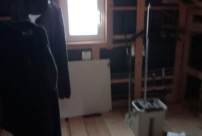 Casă cu 3 camere în Central - 1