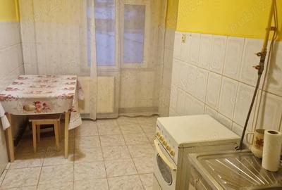 Apartament cu 3 camere decomandat în Central - 9