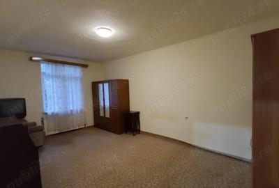 Garsonieră decomandată în Brașovul Vechi - 5