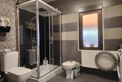 Vila cu piscina situata intr un cartier rezidential la 14 km de Ploiesti Vila cu piscina situata intr un cartier rezidential la 14 km de Ploiesti - 14