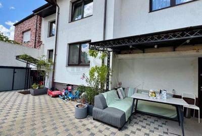 Casă individuală cu 5 camere cu Canalizare în Domenii - 1