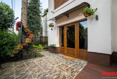 Casă cu 7 camere cu Teren 266 Mp în Ultracentral - 1