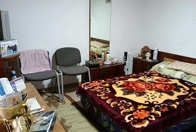 Casă cu 3 camere cu Teren 860 Mp în Pietroasele - 4