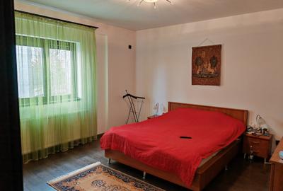 Casă cu 4 camere cu Canalizare în Băneasa - 3