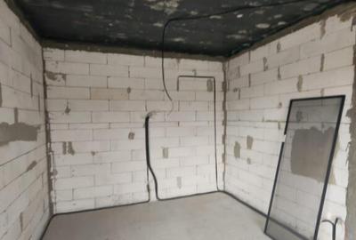 Casă cu 4 camere cu Teren 500 Mp în Cârcea