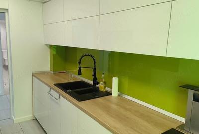 Apartament cu 4 camere decomandat în Central - 6