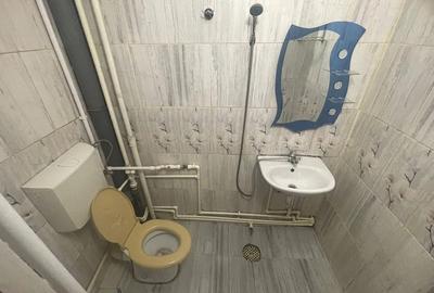 Apartament cu 3 camere semidecomandat în Central - 2