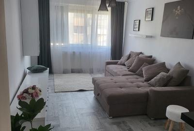 Apartament cu 4 camere semidecomandat în Dacia - 1