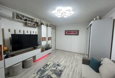Apartament cu 2 camere decomandat în Runcu - 3