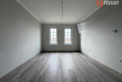 Apartament cu 2 camere decomandat în Giroc - 2