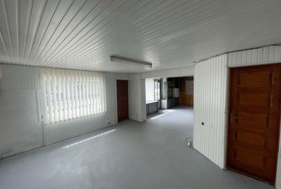 Spațiu comercial, de 50 mp, în Central - 5