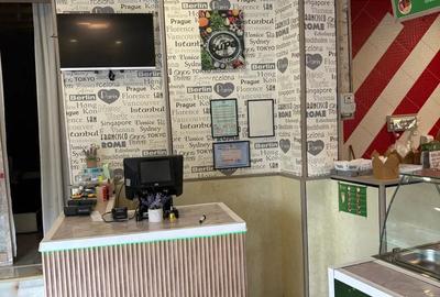 Spațiu comercial, de 118 mp, în Central - 3