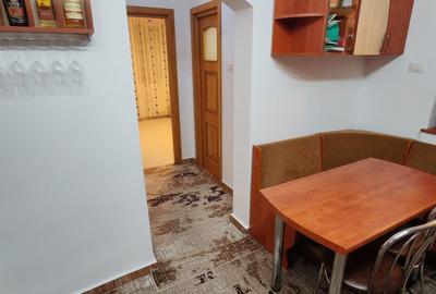 Apartament cu 2 camere decomandat în Trivale - 3