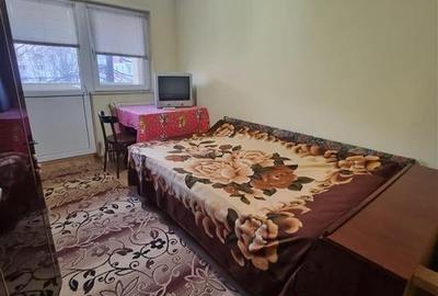 Apartament 4 camere decomandat - etajul 2 - bloc din 1980 - 90 mp - 9