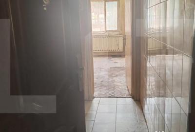 Garsonieră decomandată în Central - 2