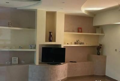 Apartament cu 3 camere decomandat, mobilat în Inel I - 10