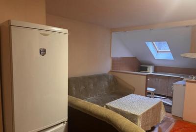 Apartament cu 2 camere decomandat în Independenței - 4