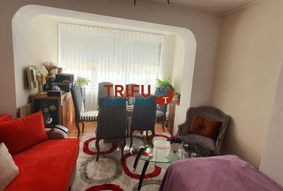 Apartament cu 4 camere decomandat în Central