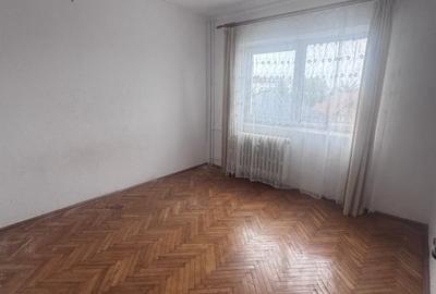 Apartament 2 camere. etaj intermediar, Radauti - 2