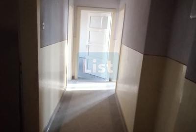 Apartament cu 2 camere decomandat în Micro 1 - 2