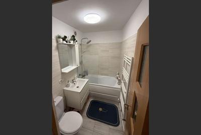 Apartament spațios cu 4 camere de vânzare în Micro 16 - Galați - 9
