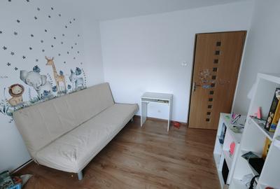 Gorjului, Uverturii, 4 camere, bloc 1981 reabilitat, centrala proprie - 1