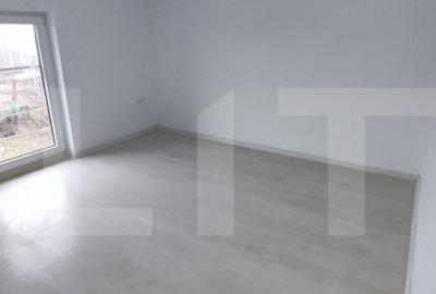 Casă cu 5 camere cu Teren 27 Mp în Giurgiului - 4